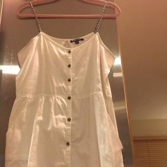 Volcom White sundress - Picture 3 of 7